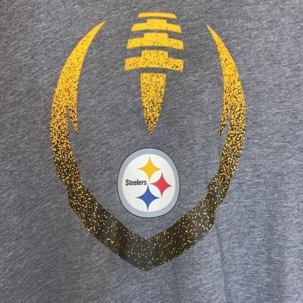 Nike • Men’s Steelers Dri-Fit Tee • Size Small